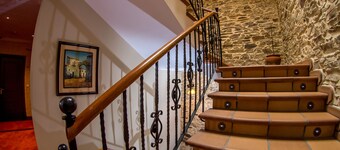 Casona de Lazúrtegui