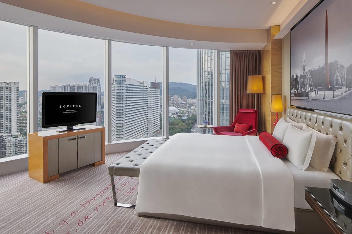 1 slaapkamer, luxe beddengoed, donsdekens, een minibar