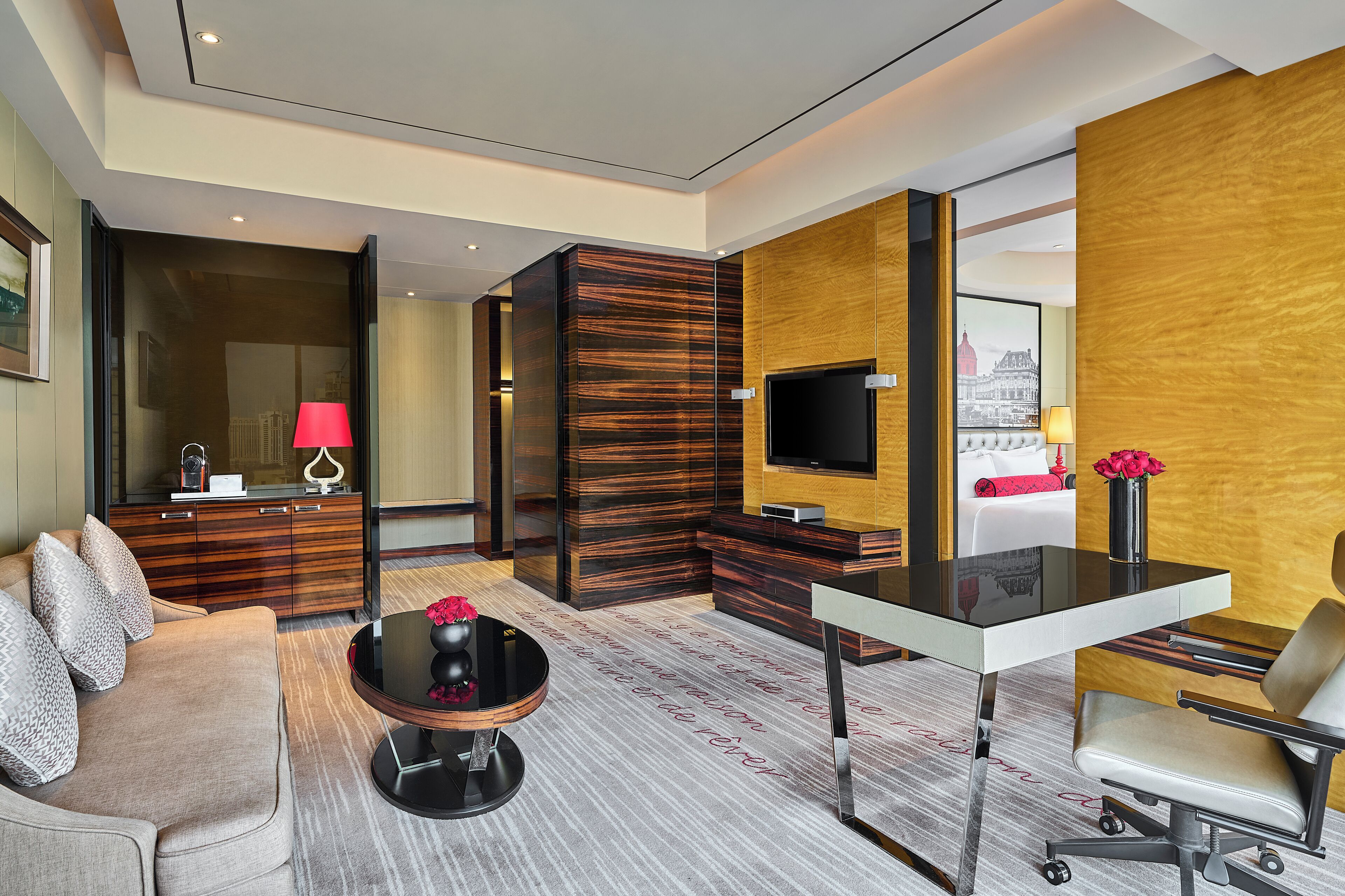 Junior Suite, 1 King Bed