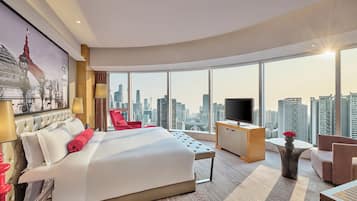 Luxury Room, 1 King Bed | 1 bedroom, premium bedding, down comforters, minibar