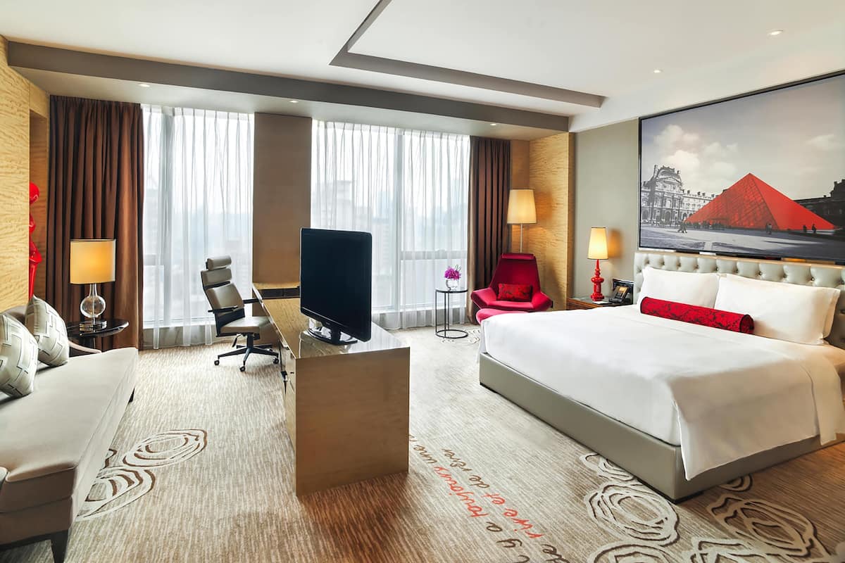 1 habitación, ropa de cama de alta calidad, cubrecamas y minibar