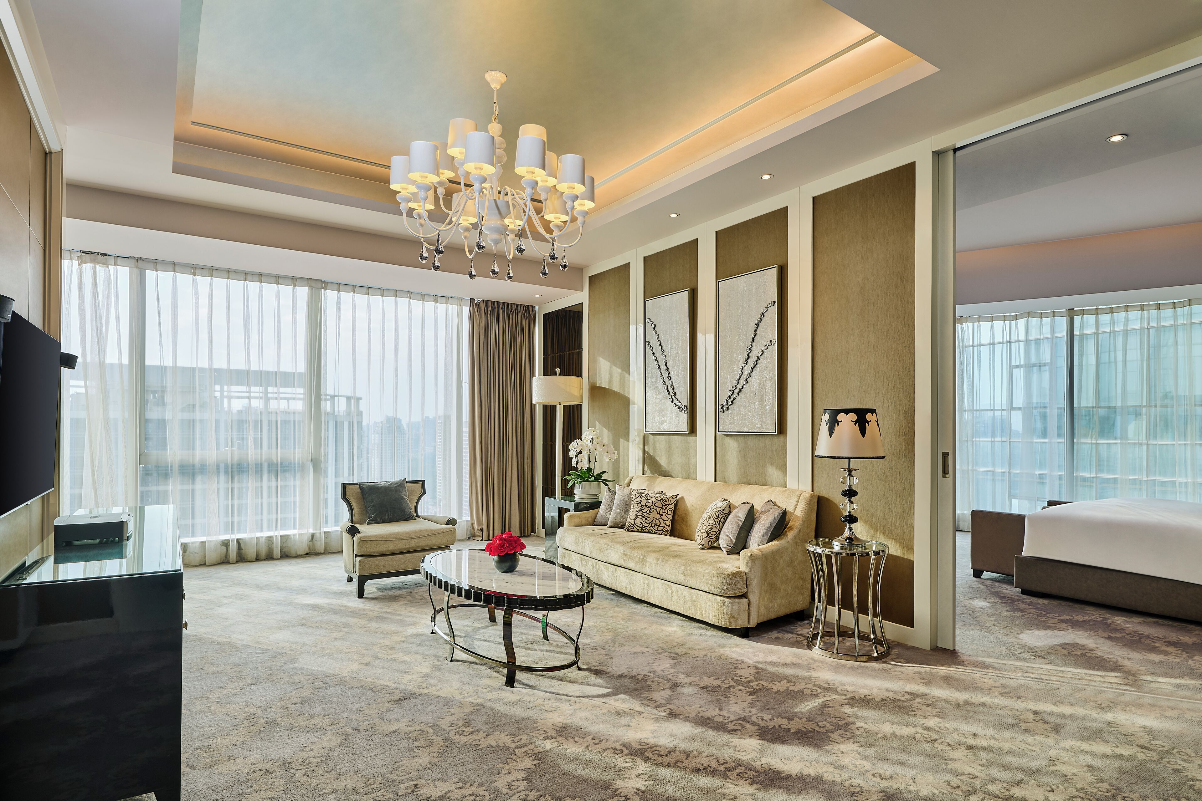 Suite, 1 King Bed (Opera) | Living area