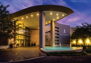 Exterior - The Fairway Hotel, Spa & Golf Resort (Randburg)