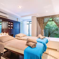 Sale per trattamenti di coppia, sauna, vasca idromassaggio, bagno turco