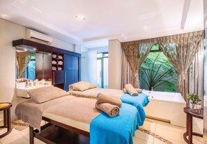 Couples treatment room(s), sauna, hot tub, steam room, body treatments - The Fairway Hotel, Spa & Golf Resort (Randburg)