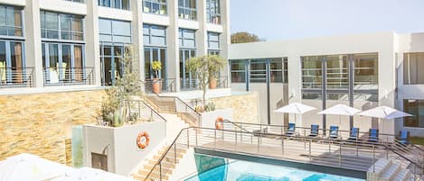 2 outdoor pools, pool umbrellas, sun loungers