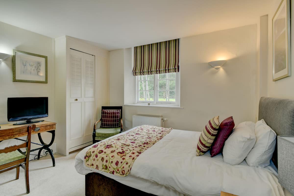 Chambre Simple, salle de bains attenante (Bed & Breakfast)