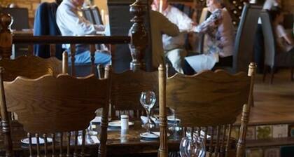 The Cook and Barker Inn