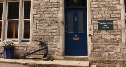 Taunton House B&B