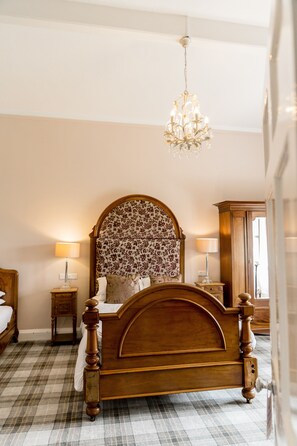 Family Suite, Private Bathroom, Garden View (East Wing)