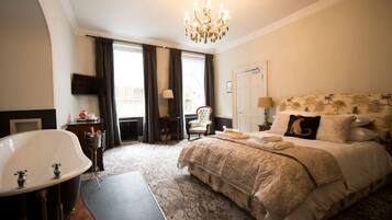 Deluxe Double Room (Bedroom 1)