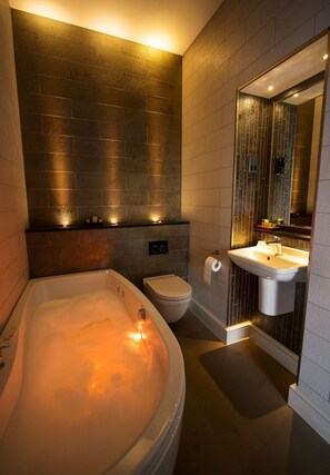 Honeymoon Suite, Ensuite, Garden View (Bedroom 6) | Bathroom