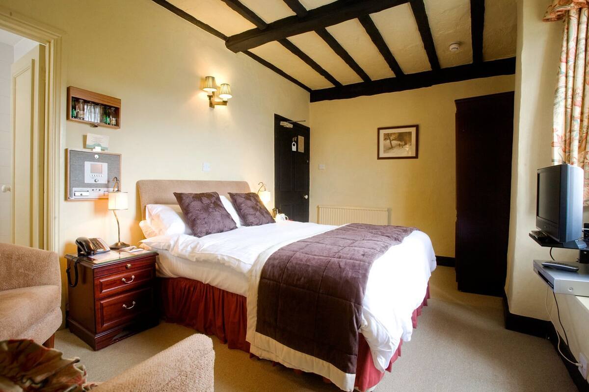 Standard Double Room | WiFi (free)