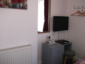 Twin Room, Ensuite (Second Floor)