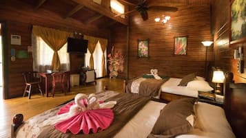 Deluxe Cabin, 2 Queen Beds