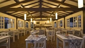 Dining - Pousada Aquarium (Buzios)