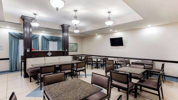 Free continental breakfast