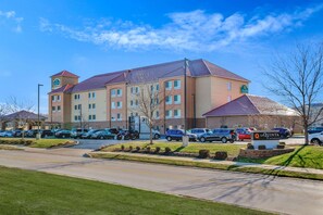 Exterior - Spark by Hilton Plainfield Indianapolis Airport (Plainfield)