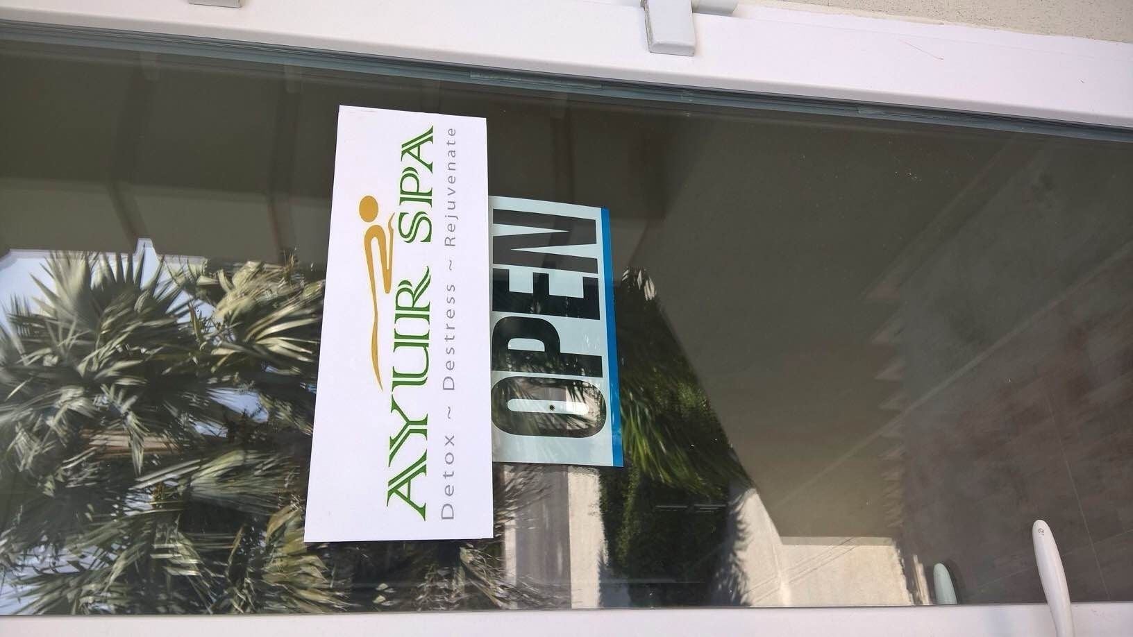 Khu tiếp tân spa