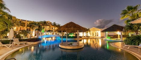 Outdoor pool, pool umbrellas, sun loungers