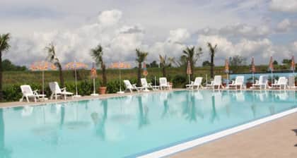 Country House Country Club