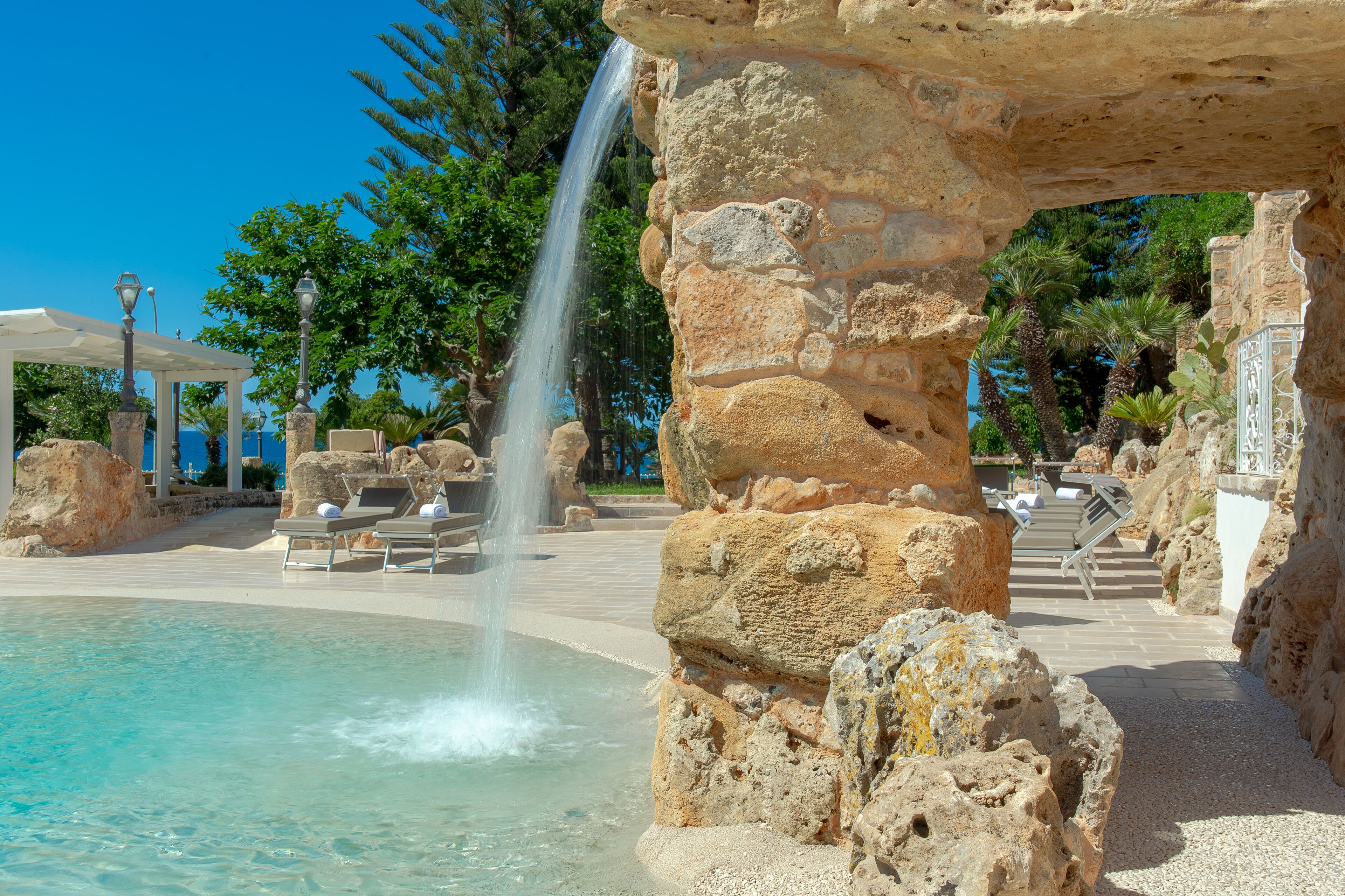 Seasonal outdoor pool, open 9:30 AM to 7:00 PM, sun loungers