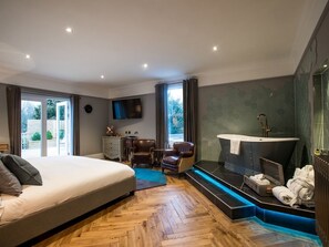 Suite - eget badeværelse (River View )
