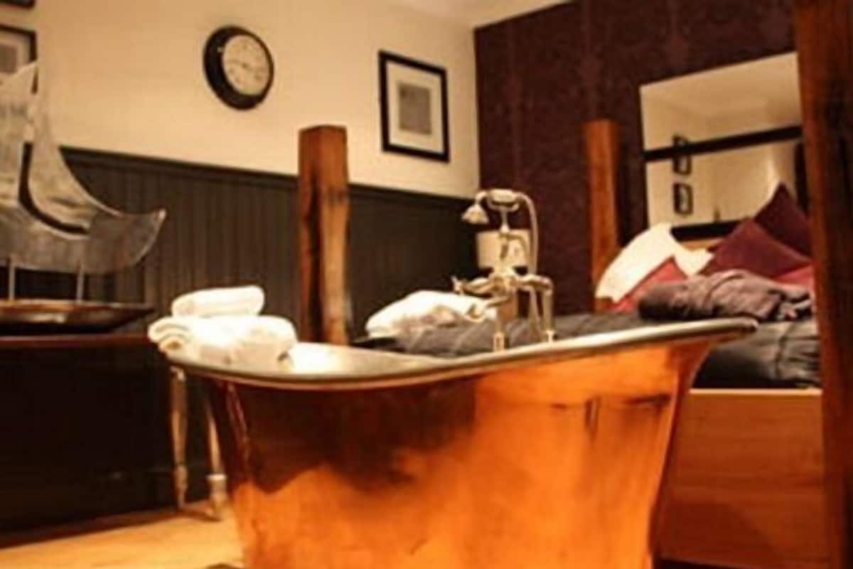 Deluxe Double Room, Ensuite (Signature)