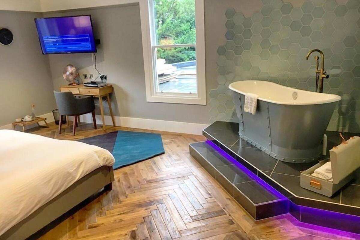 Suite, baño en la habitación (River View )