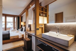 1 chambre, literie de qualité supérieure, couette en duvet d'oie