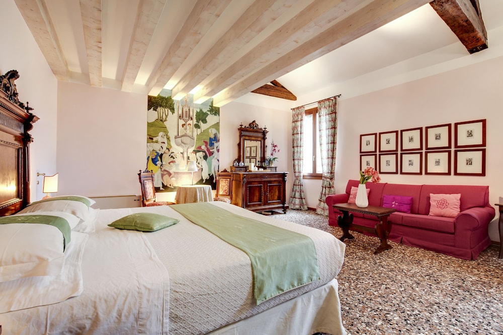 La Villeggiatura Maison de Charme by null