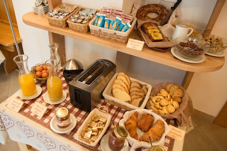 自助餐. 皇宫自助式住宅酒店