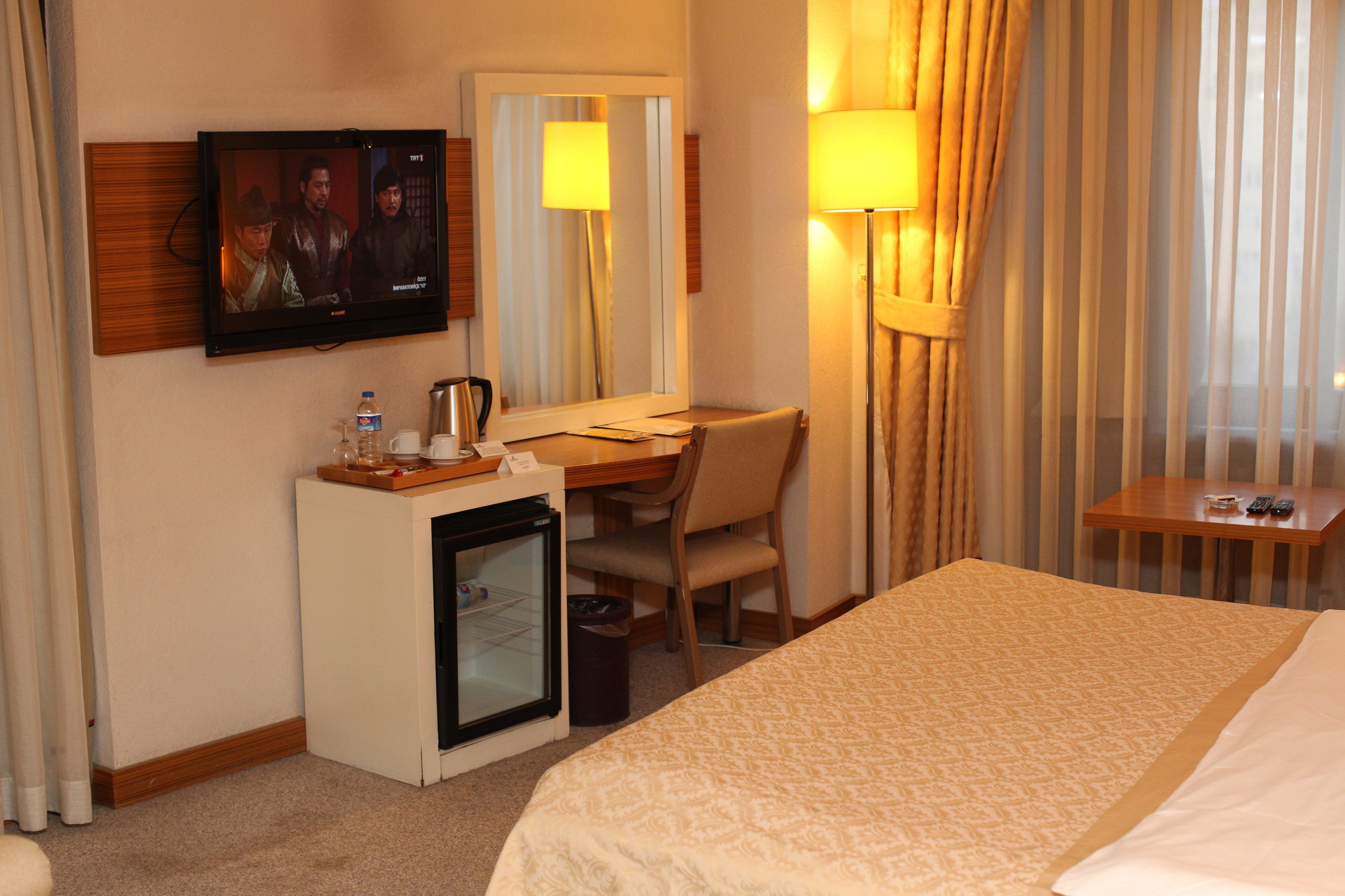 minibar, in-room safe, desk, free wifi