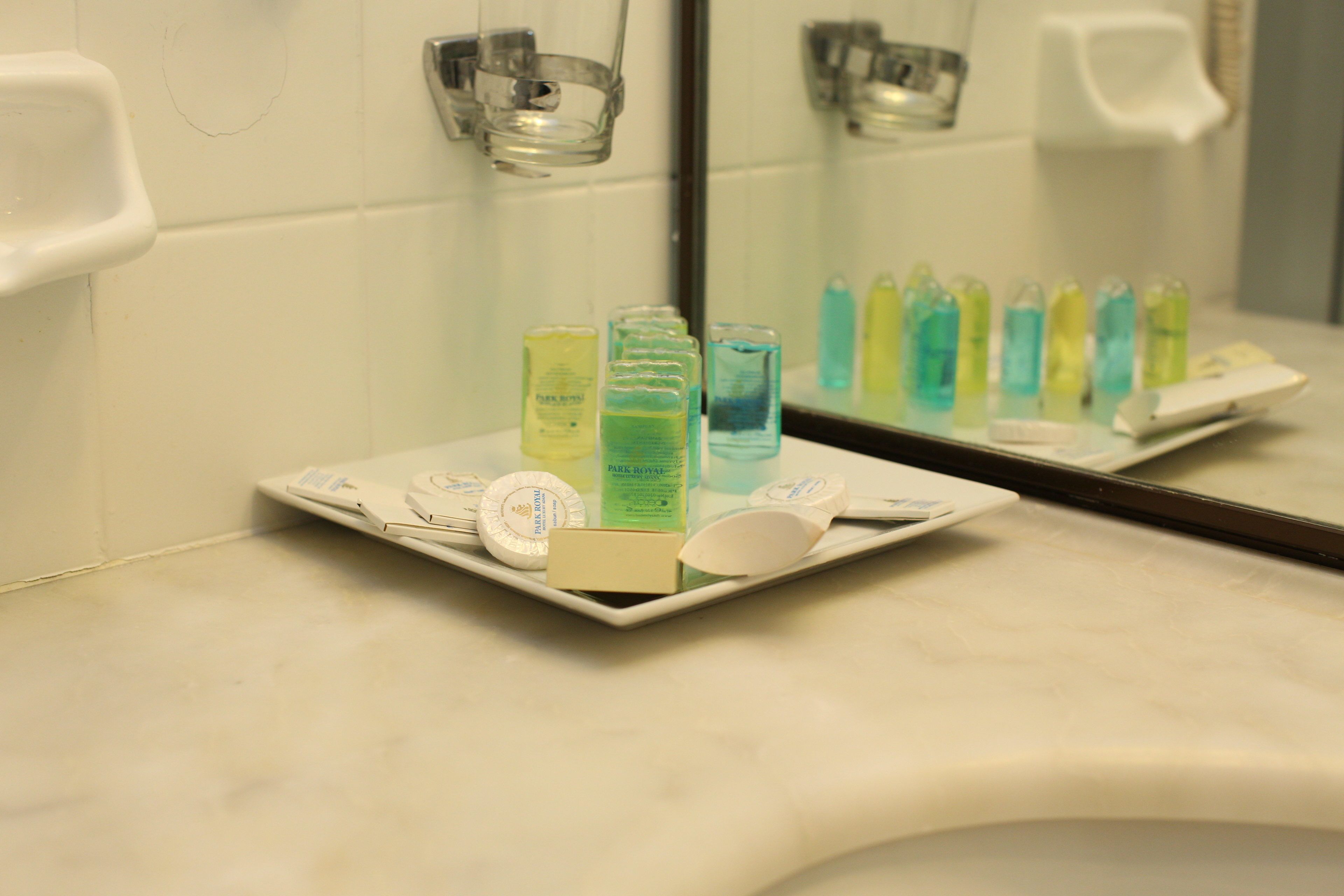 basic double room | bathroom sink