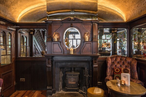 بار (في المنشاة)