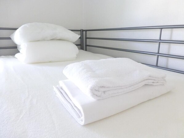 Free WiFi, bed sheets