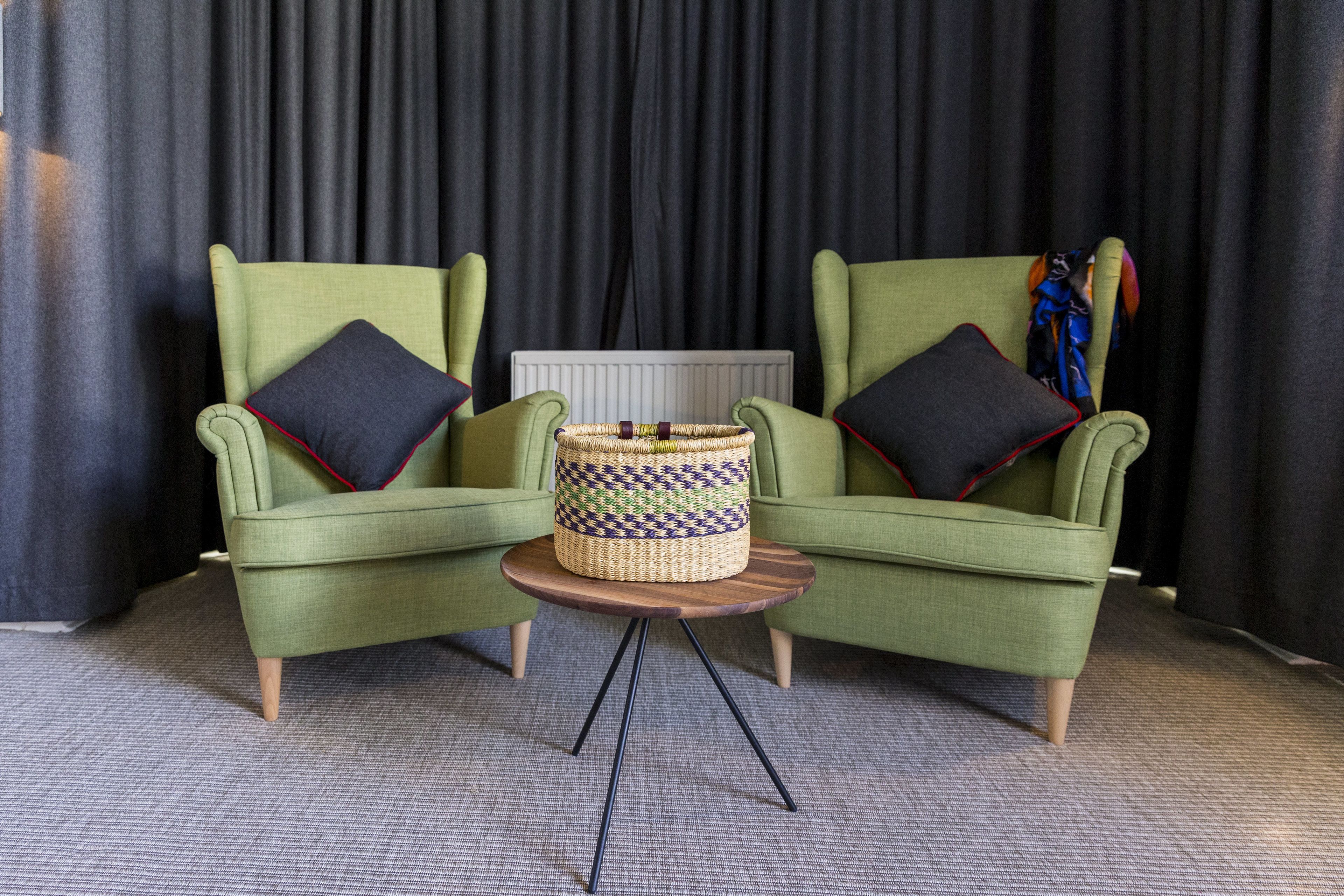 executive double or twin room | living area | flat-screen tv