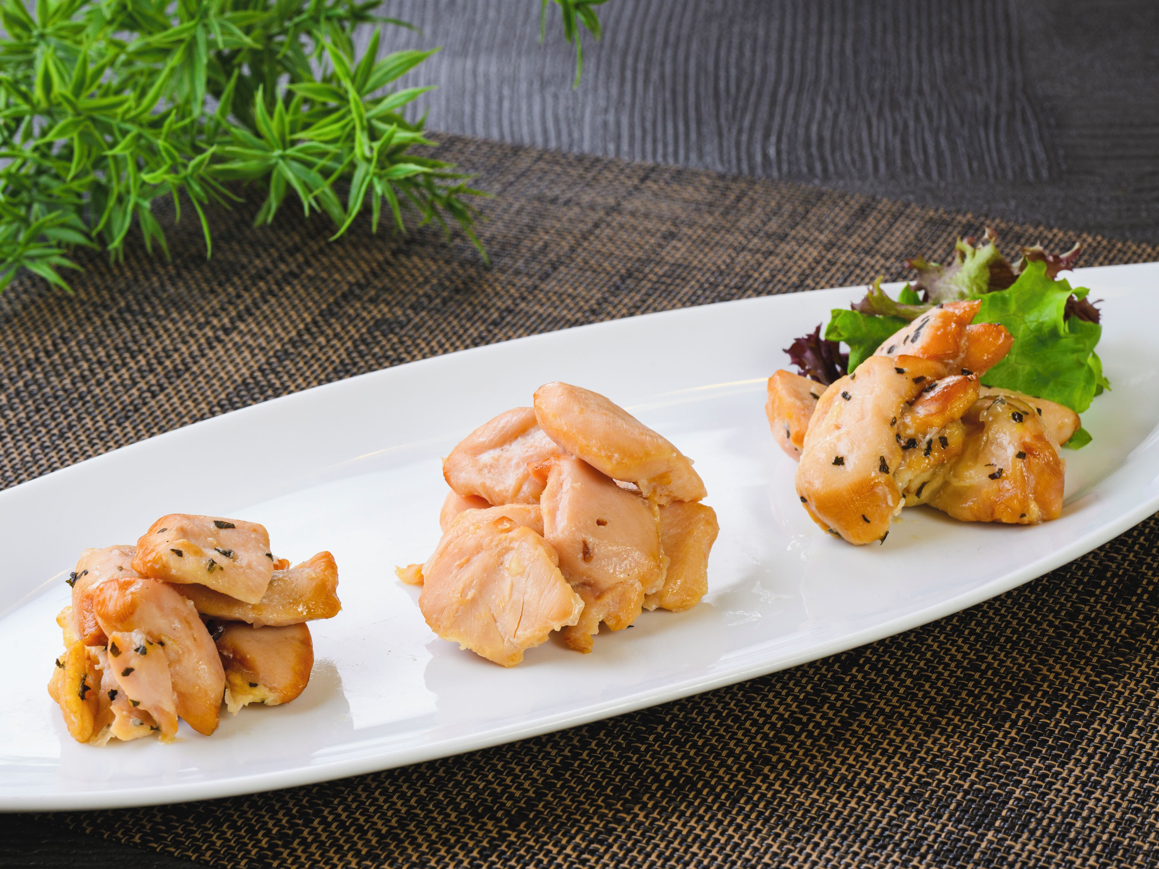 daily buffet breakfast (jpy 990 per person)