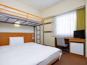 Standard Room, Multiple Beds, Non Smoking