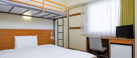 Chambre Standard, Plusieurs lits, non-fumeur | Couette en duvet, bureau, espace de travail pour ordinateurs portables
