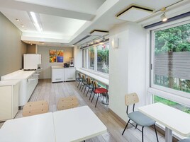 Daily buffet breakfast (JPY 990 per person)