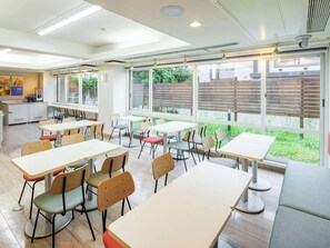 Daily buffet breakfast (JPY 990 per person)