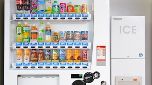 Vending machine - Chisun Inn Tsuchiuraami (Ami)