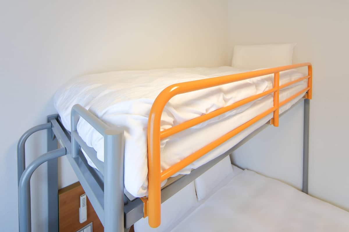 Chambre Standard, plusieurs lits, non-fumeur (1 Double Bed and 1 Loft Bed)