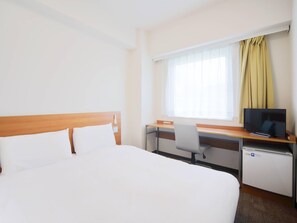 Standard Room, 1 Double Bed, Non Smoking | Down comforters, desk, laptop workspace, blackout drapes