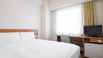 Down duvets, desk, laptop workspace, free WiFi