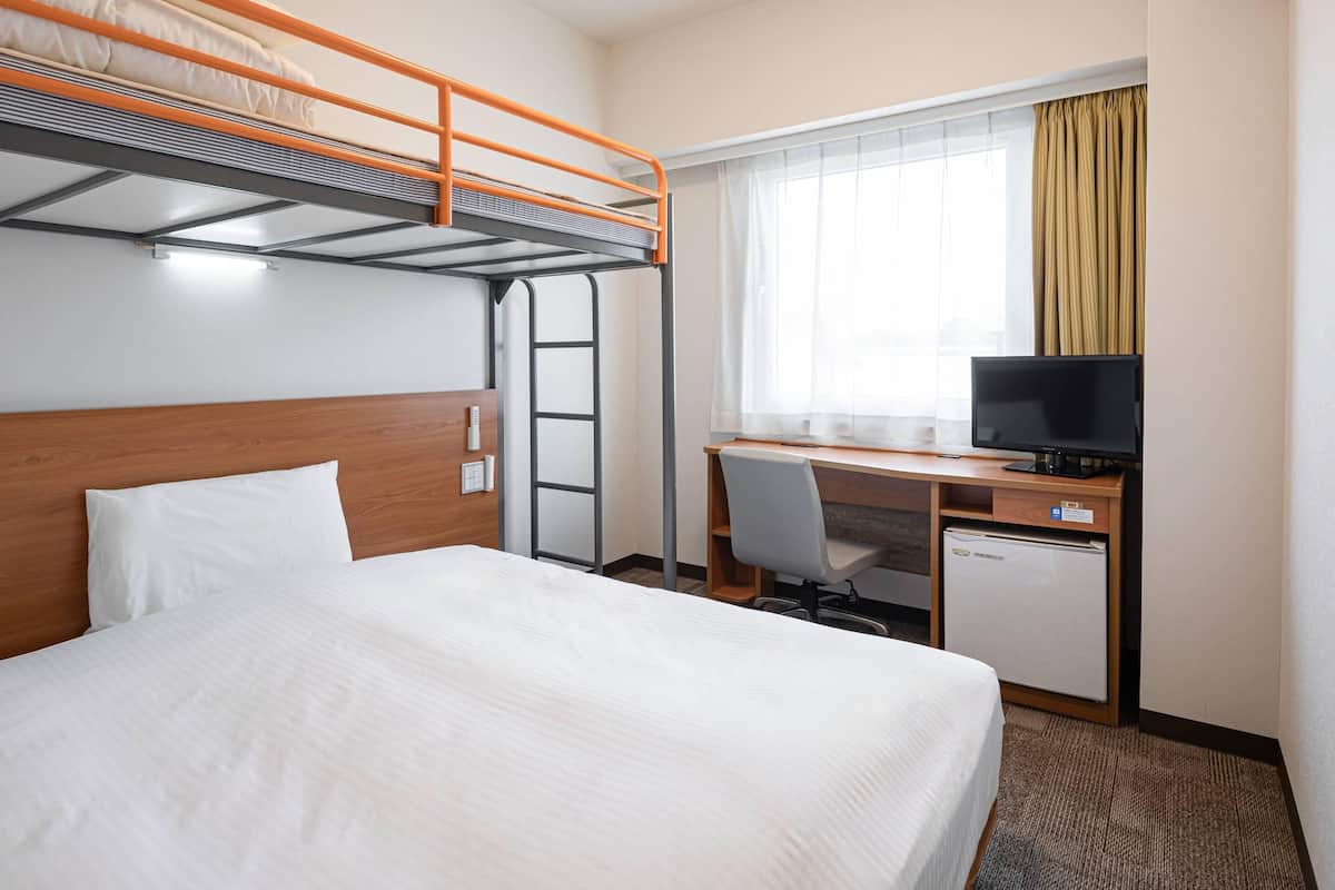 Standard Room, Multiple Beds, Non Smoking | Down comforters, desk, laptop workspace, free WiFi