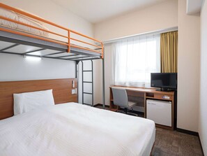 Standard Room, Multiple Beds, Non Smoking | 1 bedroom, down comforters, desk, laptop workspace