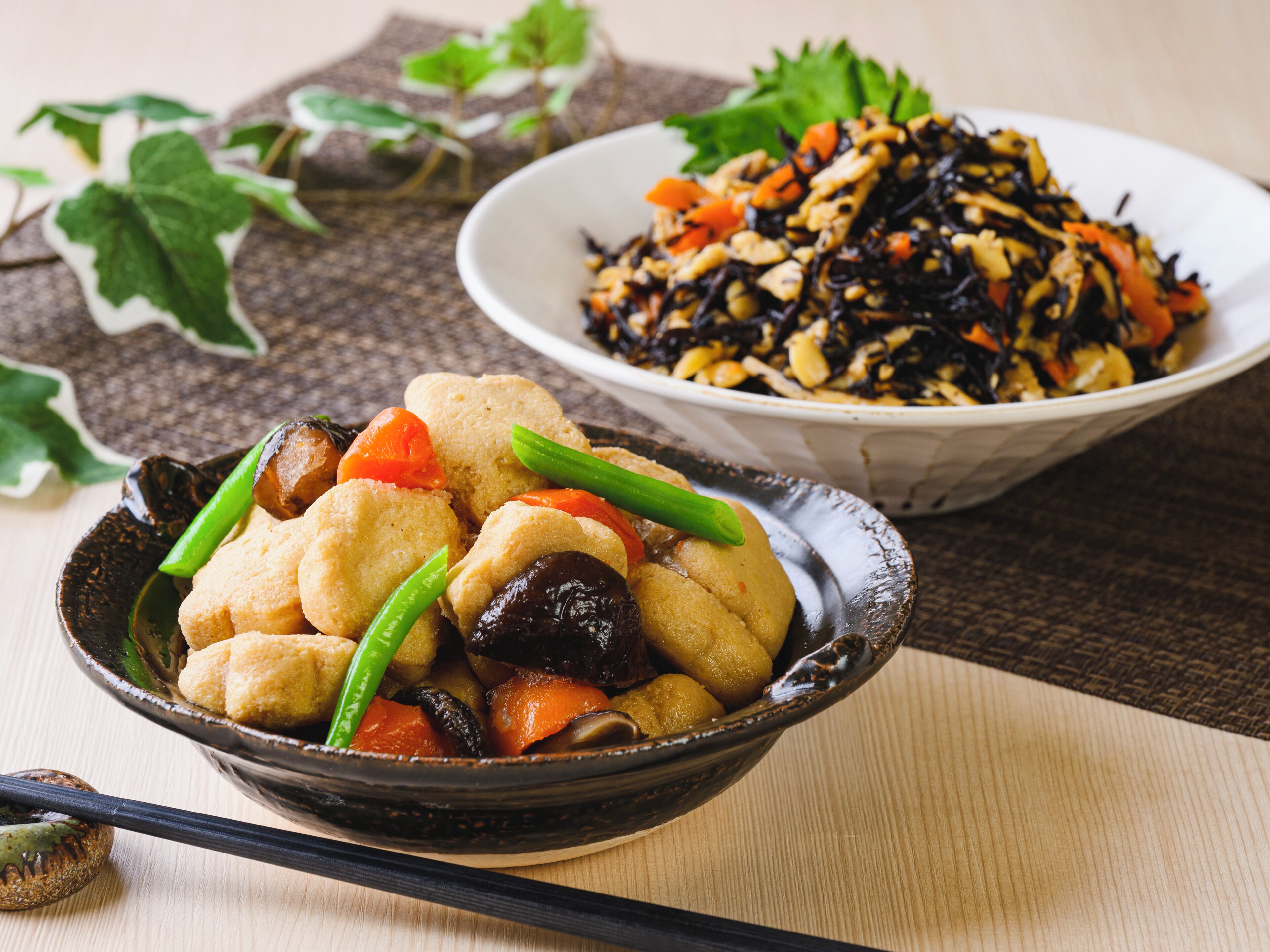 daily buffet breakfast (jpy 990 per person)