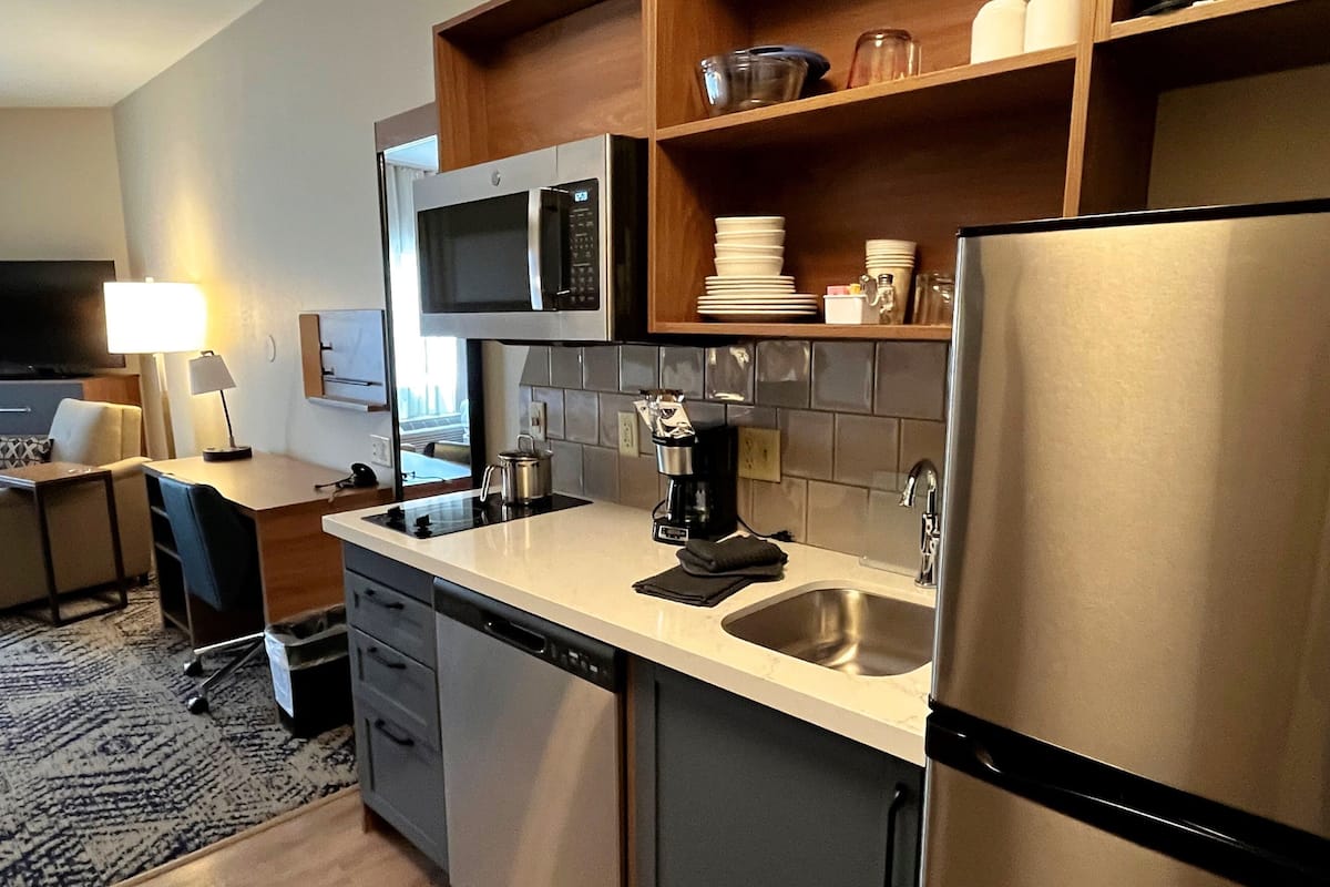 desk, blackout curtains, iron/ironing board, free wifi